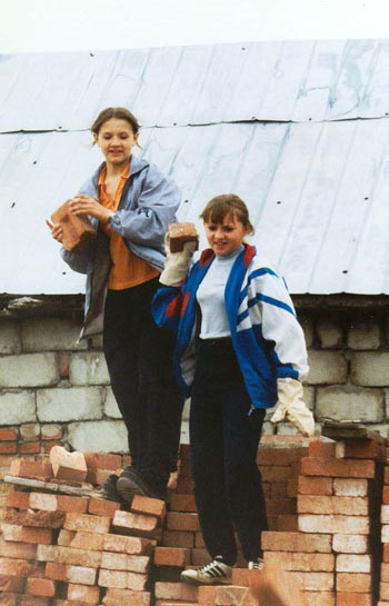 2000-02